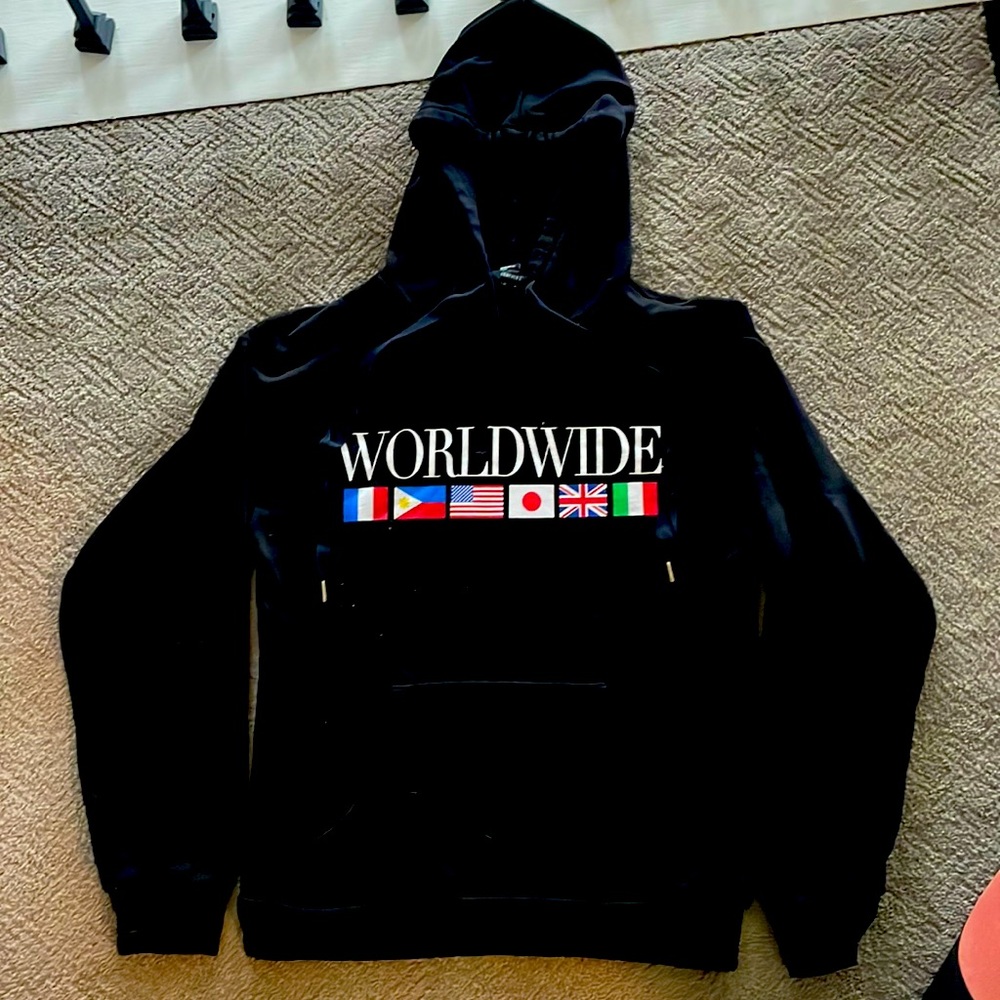 Forever 21 womens black graphic print hoodie